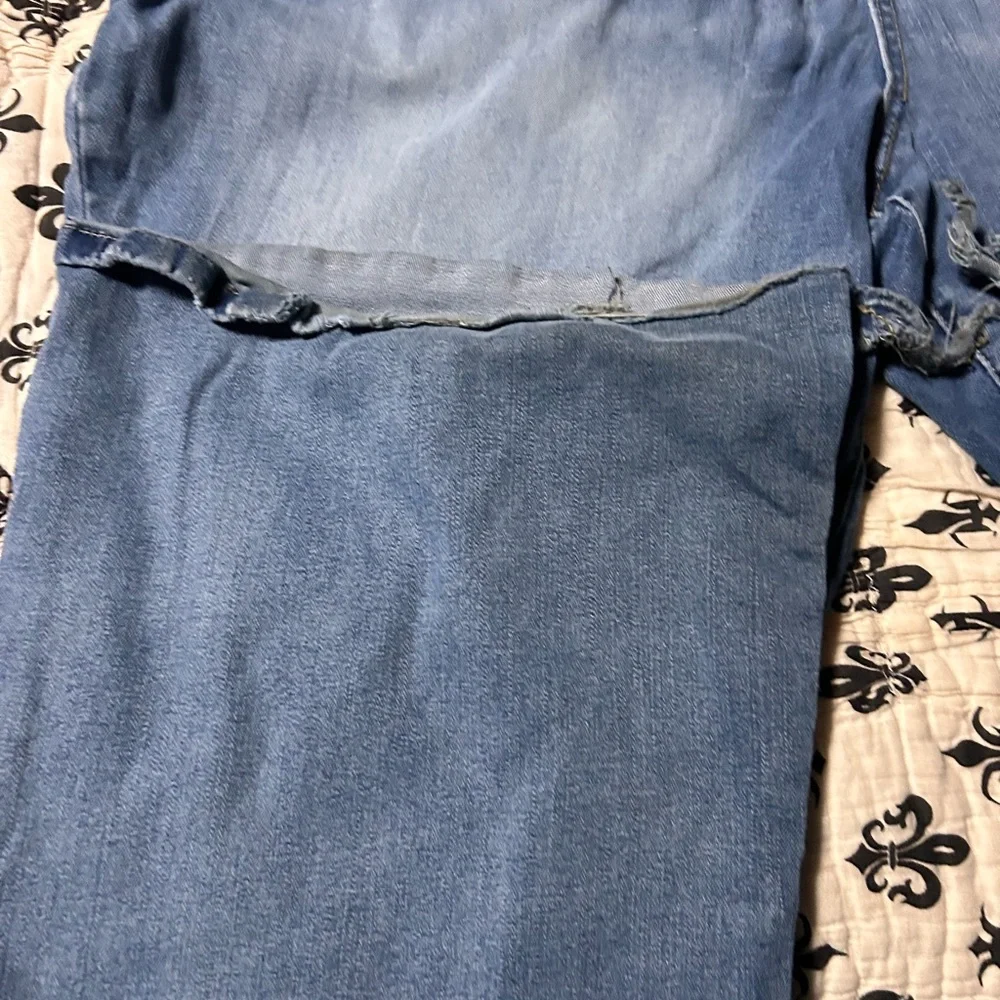 Torrid Classic Blue Denim Jeans - Picture 4 of 7